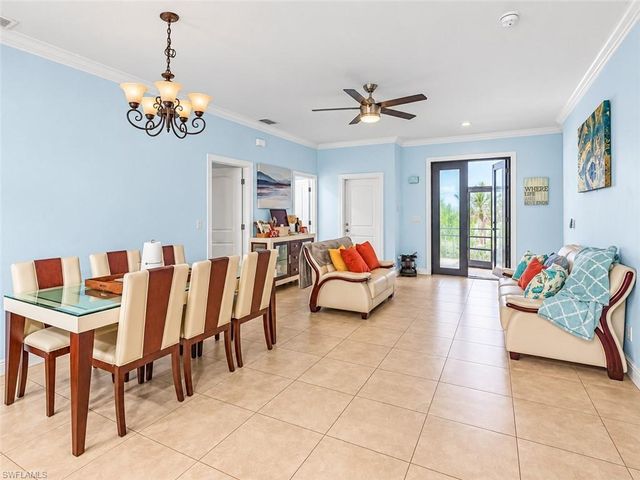 2735 12th AVE NE, Naples, FL 34120