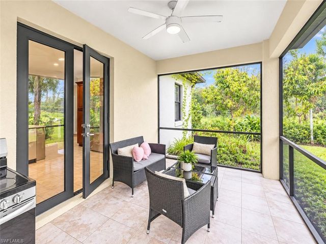 2735 12th AVE NE, Naples, FL 34120