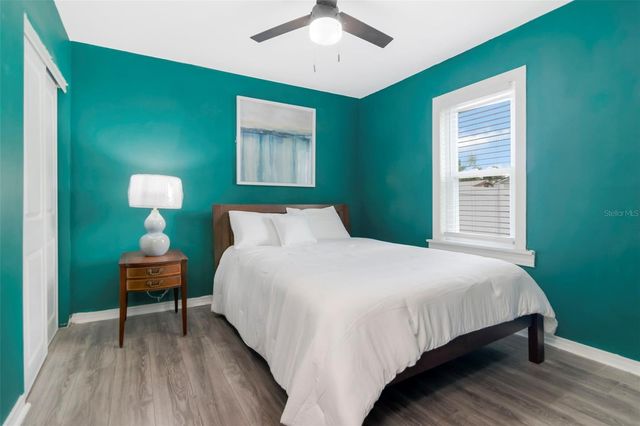 1716 W SITKA STREET, Tampa, FL 33604