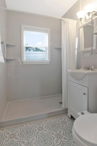 1716 W SITKA STREET, Tampa, FL 33604