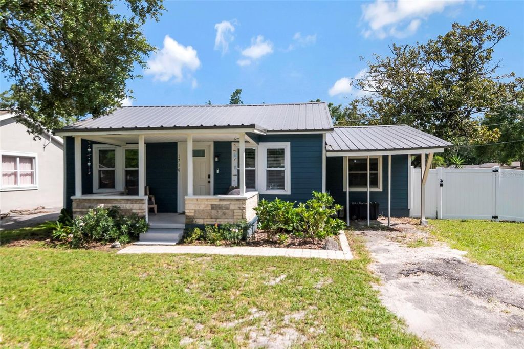 1716 W SITKA STREET, Tampa, FL 33604