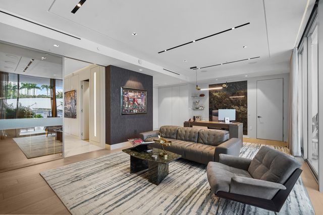 725 S Ocean Boulevard 206, Boca Raton, FL 33432