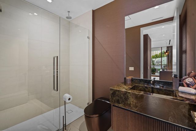 725 S Ocean Boulevard 206, Boca Raton, FL 33432