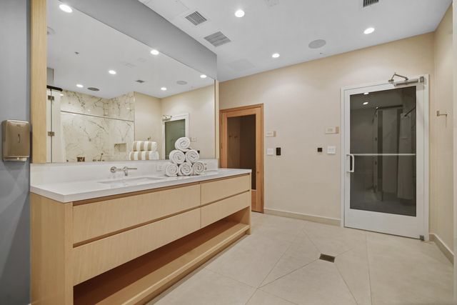 725 S Ocean Boulevard 206, Boca Raton, FL 33432