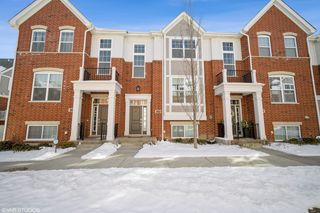 300 Capulina Court, Morton Grove, IL 60053