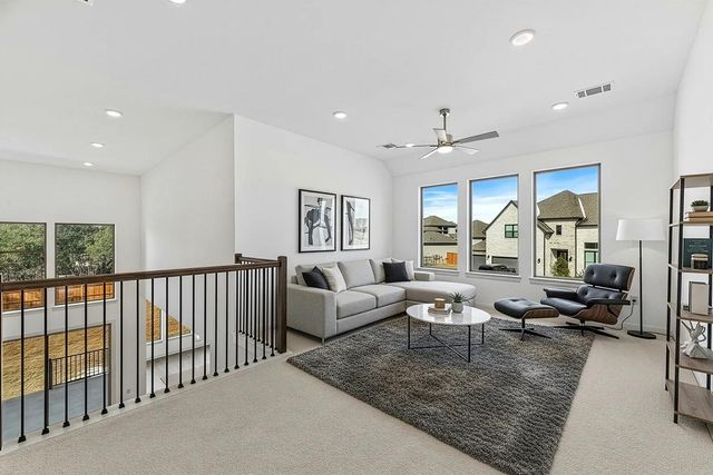 400 Buckaroo DR, Georgetown, TX 78628