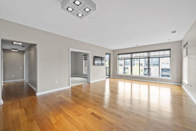 250 Daniel Burnham Square, 710, Columbus, OH 43215