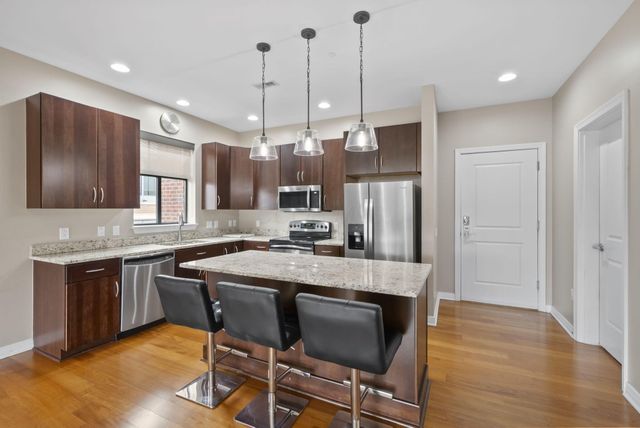 250 Daniel Burnham Square, 710, Columbus, OH 43215