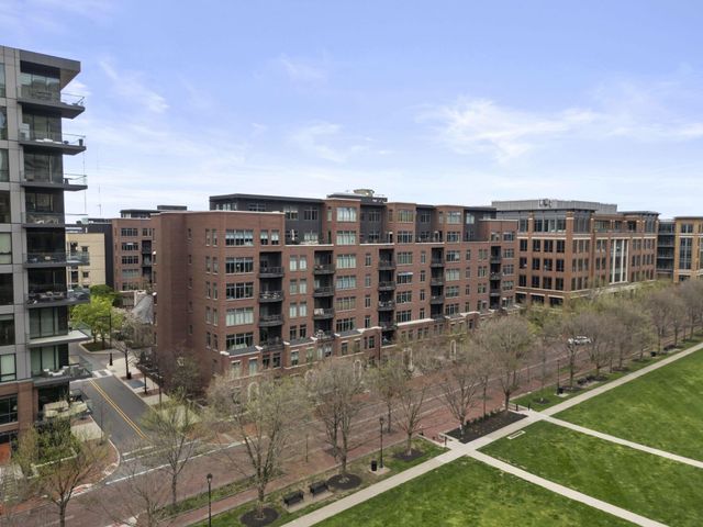 250 Daniel Burnham Square, 710, Columbus, OH 43215