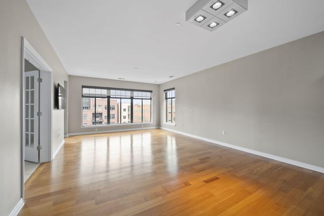 250 Daniel Burnham Square, 710, Columbus, OH 43215