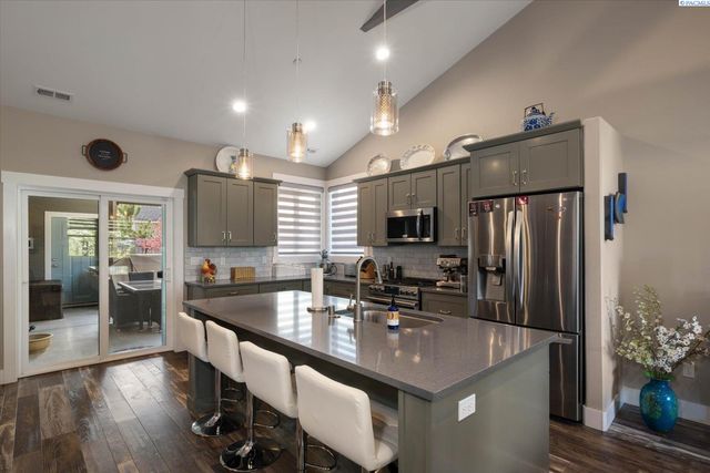 2274 Daphne Ave., Richland, WA 99352