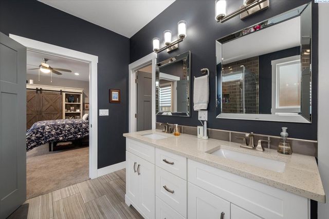 2274 Daphne Ave., Richland, WA 99352