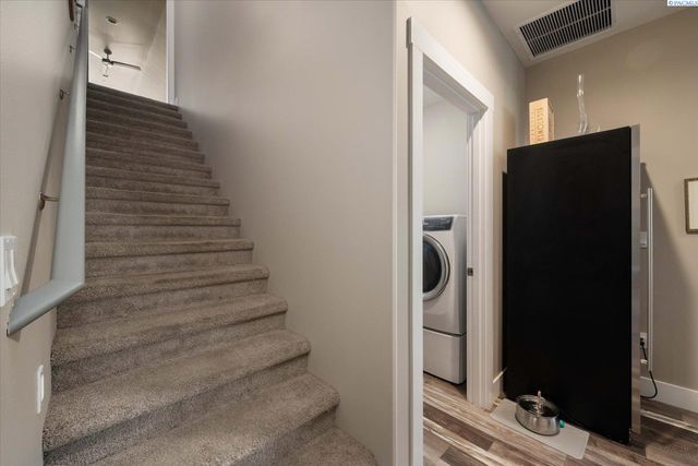 2274 Daphne Ave., Richland, WA 99352