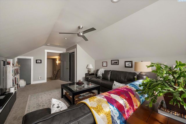 2274 Daphne Ave., Richland, WA 99352