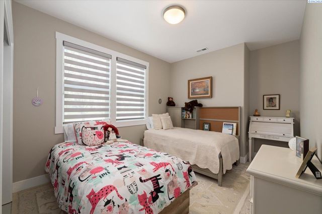 2274 Daphne Ave., Richland, WA 99352