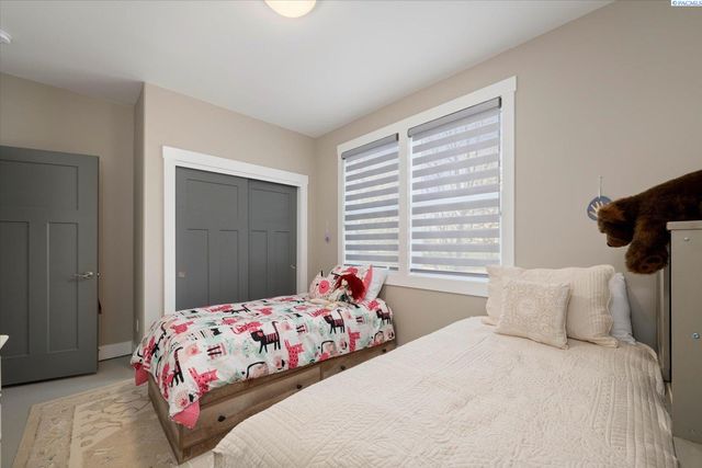 2274 Daphne Ave., Richland, WA 99352