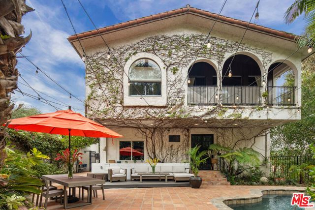 2299 Gloaming Way, Beverly Hills, CA 90210