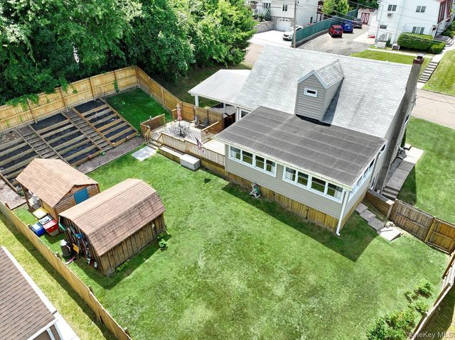 1 Havervale Lane, Garnerville, NY 10923