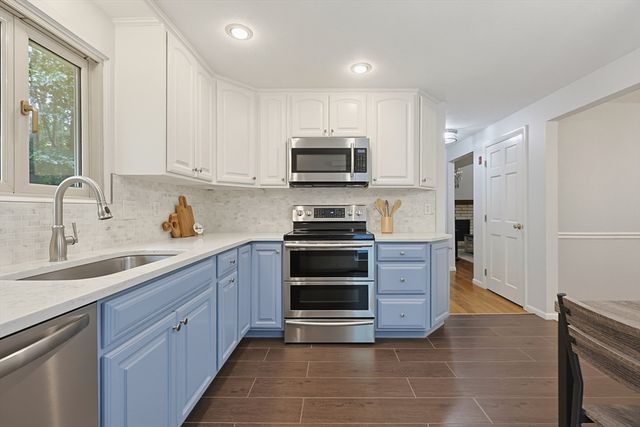 62 Miller St, Franklin, MA 02038