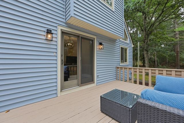 62 Miller St, Franklin, MA 02038