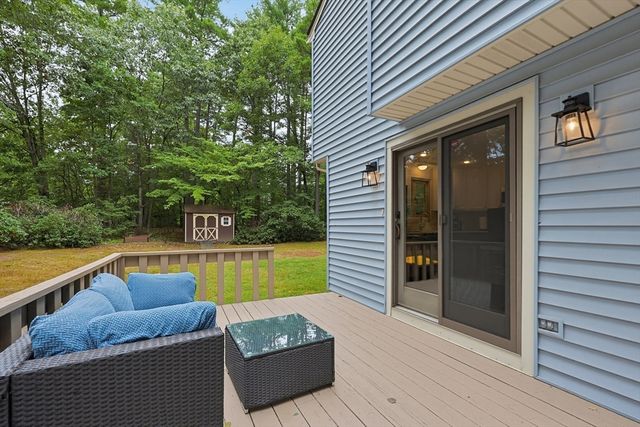 62 Miller St, Franklin, MA 02038