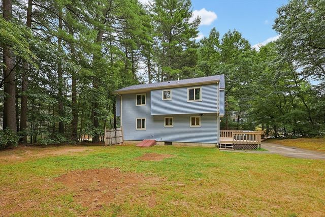 62 Miller St, Franklin, MA 02038