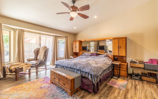 1743 N Oak Hill Lane, Green Valley, AZ 85614