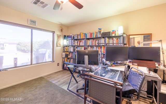 1743 N Oak Hill Lane, Green Valley, AZ 85614