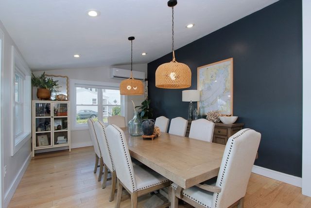 22 Maple Street, Wareham, MA 02571