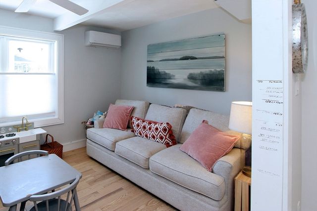 22 Maple Street, Wareham, MA 02571