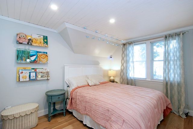22 Maple Street, Wareham, MA 02571