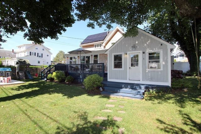 22 Maple Street, Wareham, MA 02571