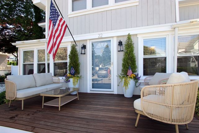 22 Maple Street, Wareham, MA 02571