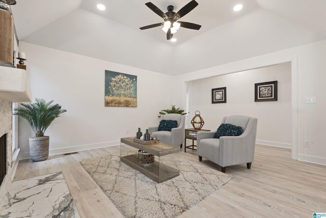 1800 MANDELA DRIVE, Birmingham, AL 35211