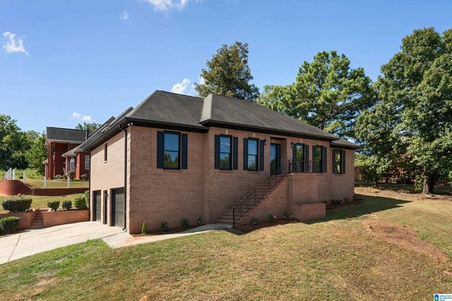 1800 MANDELA DRIVE, Birmingham, AL 35211