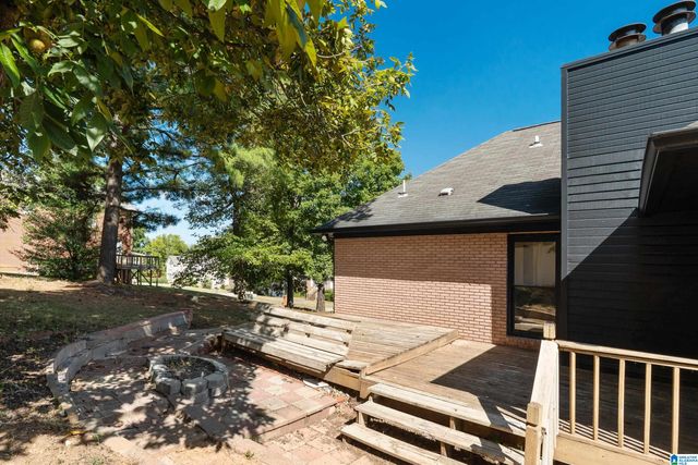 1800 MANDELA DRIVE, Birmingham, AL 35211
