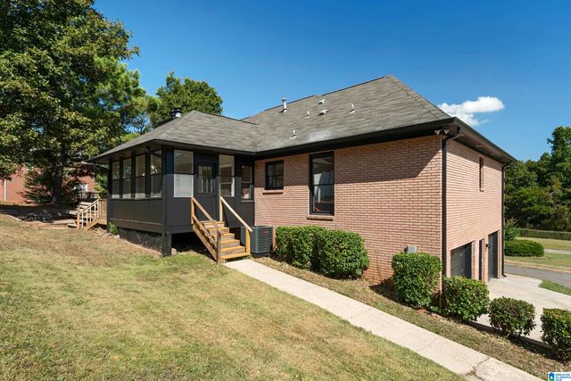 1800 MANDELA DRIVE, Birmingham, AL 35211
