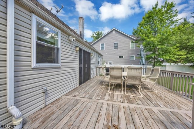 81 Lois Ave, East Brunswick Twp., NJ 08816