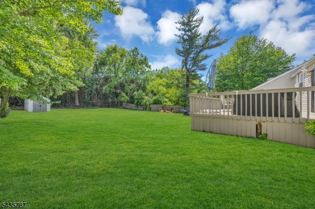 81 Lois Ave, East Brunswick Twp., NJ 08816