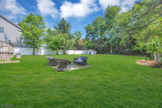 81 Lois Ave, East Brunswick Twp., NJ 08816