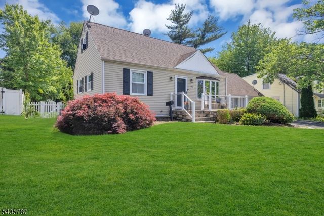 81 Lois Ave, East Brunswick Twp., NJ 08816
