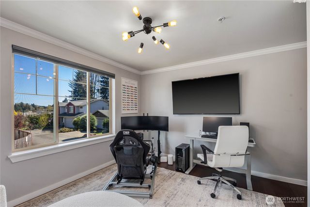 1003 Shelton Ave NE, Renton, WA 98056