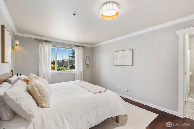 1003 Shelton Ave NE, Renton, WA 98056