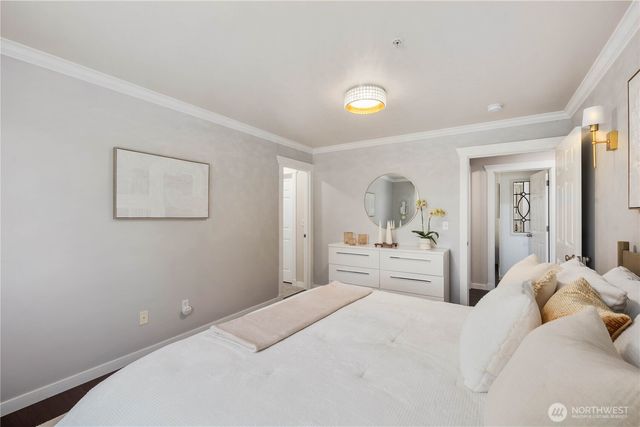 1003 Shelton Ave NE, Renton, WA 98056