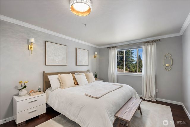 1003 Shelton Ave NE, Renton, WA 98056