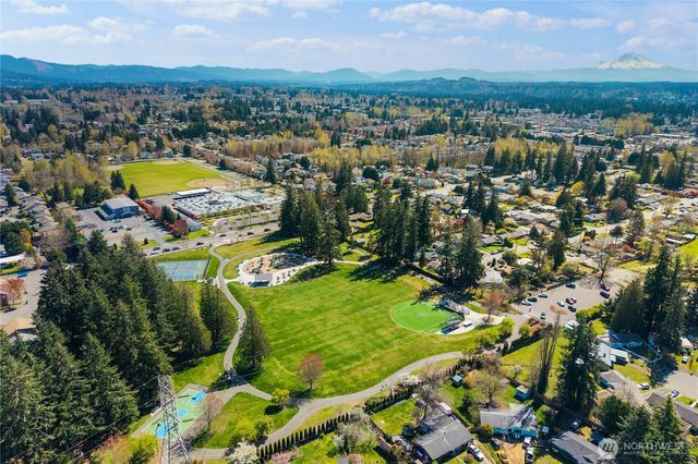 1003 Shelton Ave NE, Renton, WA 98056