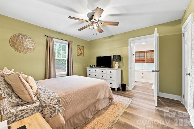 208 Barron Park, York, SC 29745