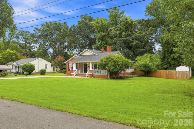 208 Barron Park, York, SC 29745