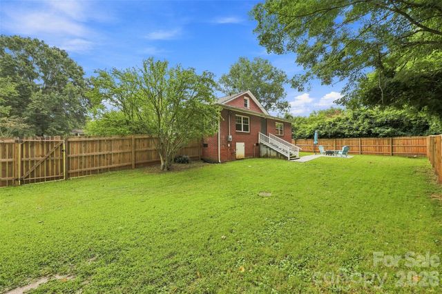 208 Barron Park, York, SC 29745