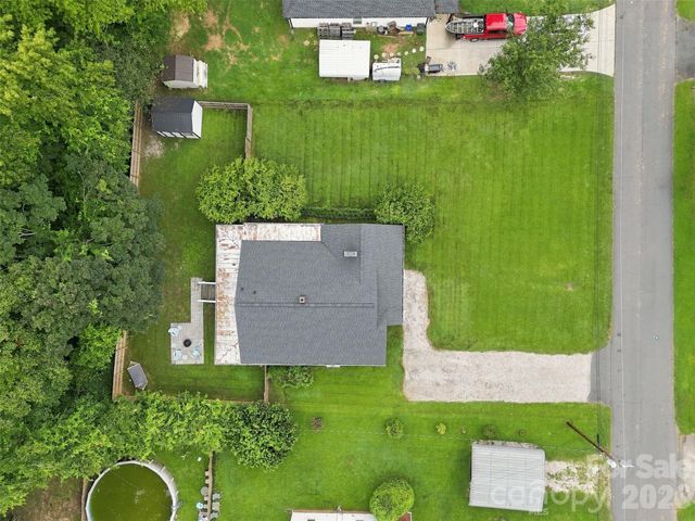 208 Barron Park, York, SC 29745